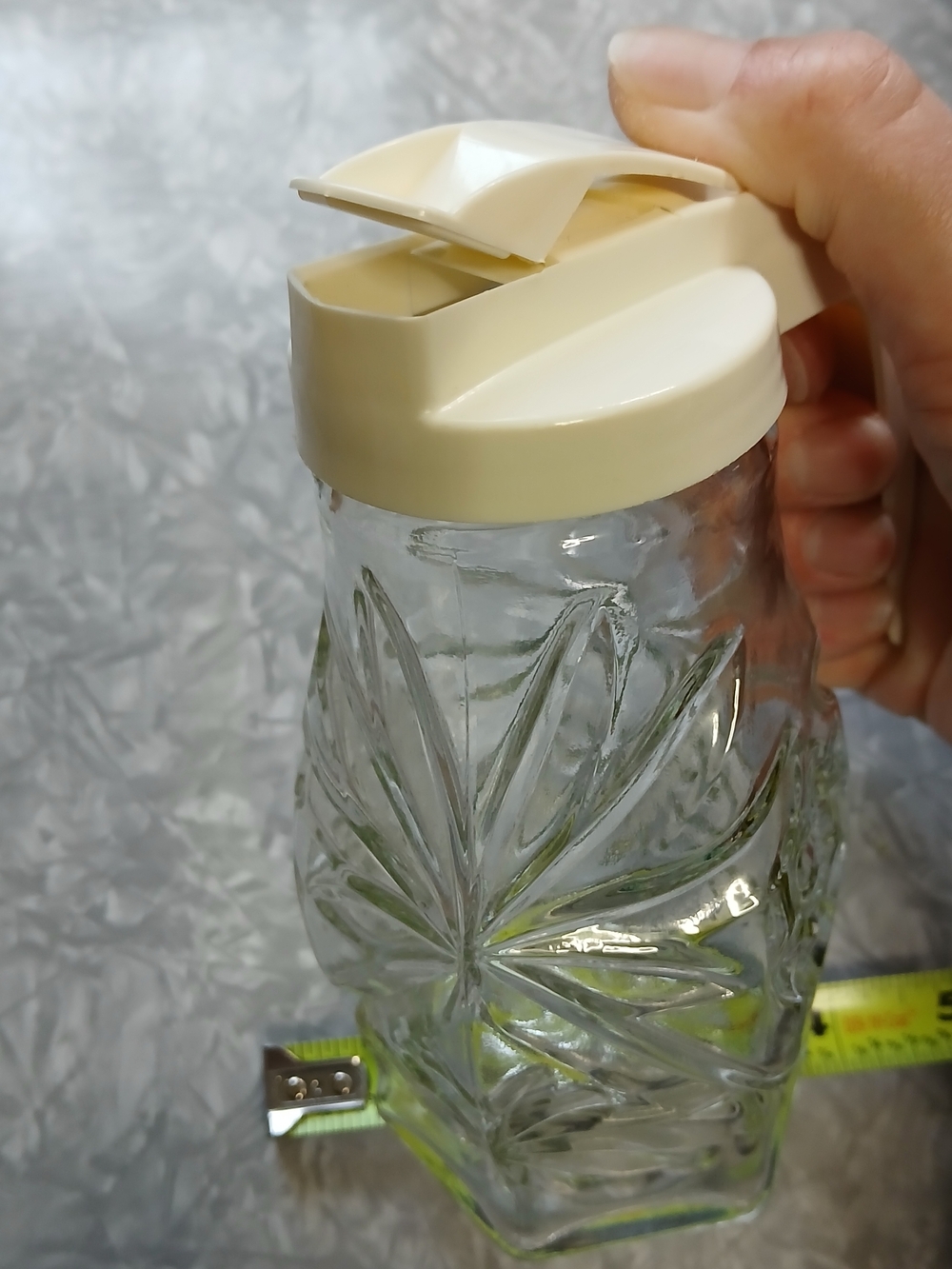 Vintage Clear Pressed Glass Syrup Pitcher with Cream Plastic Lid - Picture 5 of 5